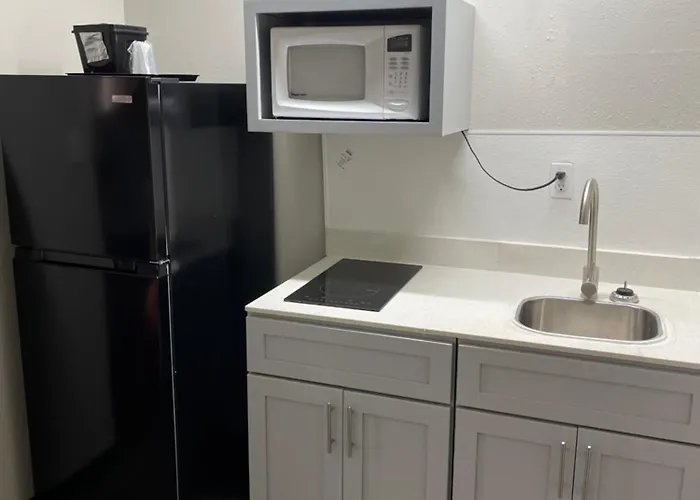 Artesia Inn- No Service Fees