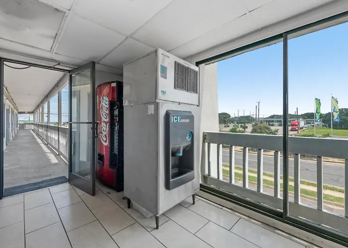 Budget Inn-Norfolk, Va - Oceanview