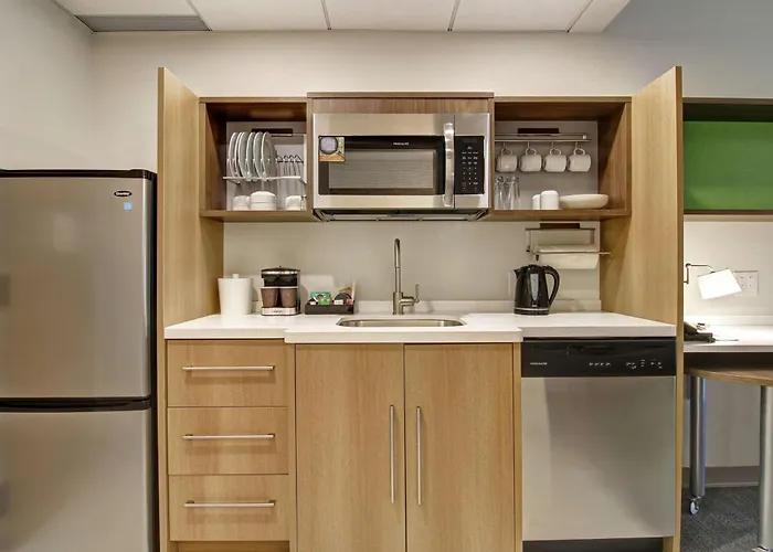 Home2 Suites By Hilton Montreal Dorval