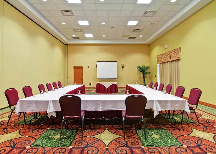 Hilton Garden Inn Ottawa Airport