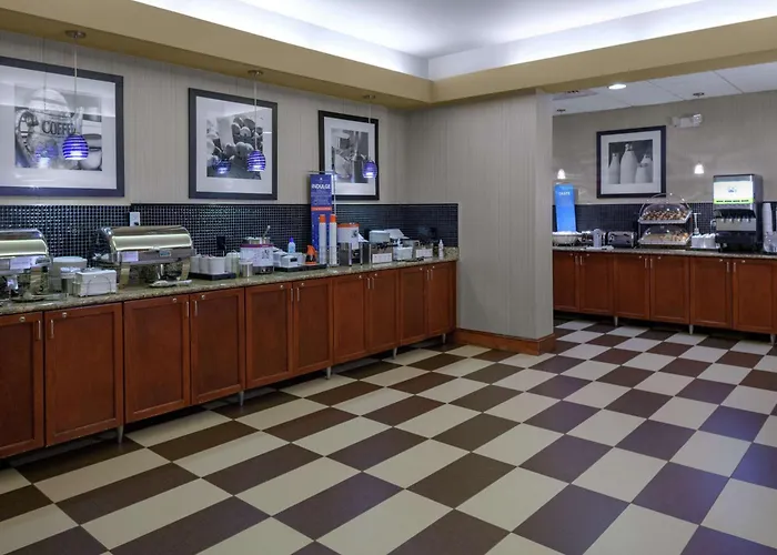 Hampton Inn Woodbridge