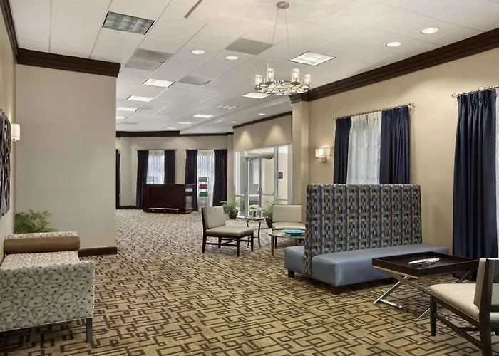 Embassy Suites By Hilton St Louis Airport
