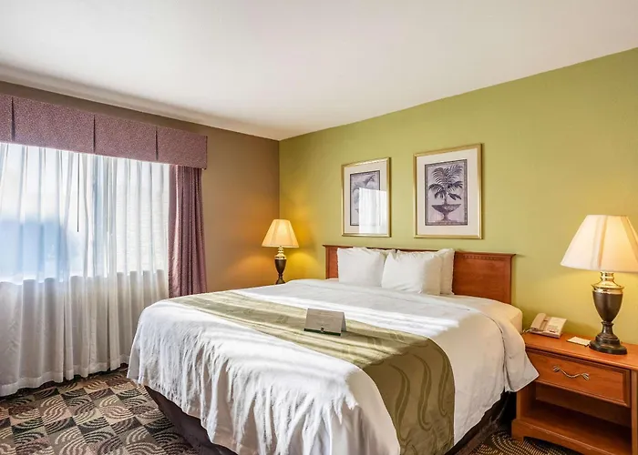 Quality Inn & Suites Hannibal West