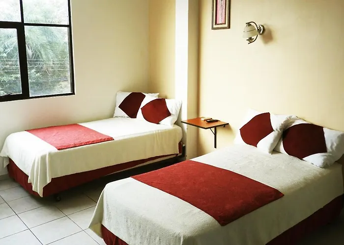 Hotel Plaza Center