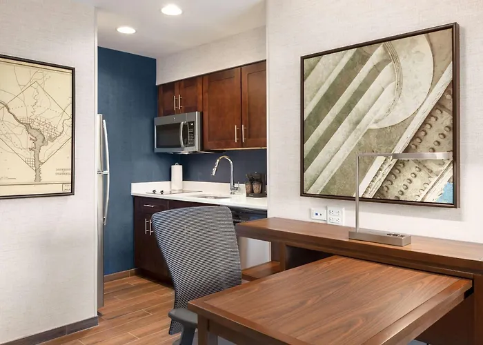 Homewood Suites By Hilton Arlington Rosslyn Key Bridge