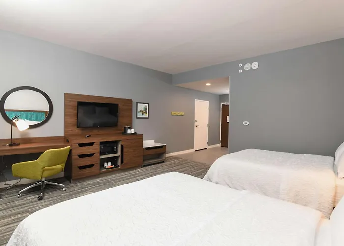 Hampton Inn & Suites Cincinnati Liberty Township