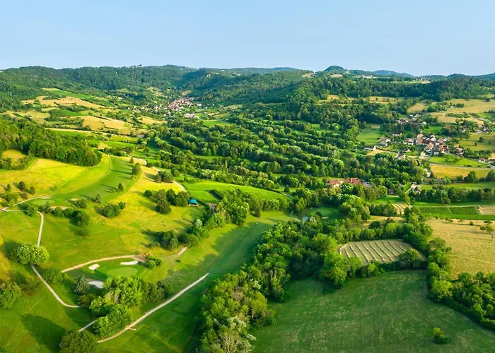 Logis Hôtel Golf Le Domaine Du Val De Sorne