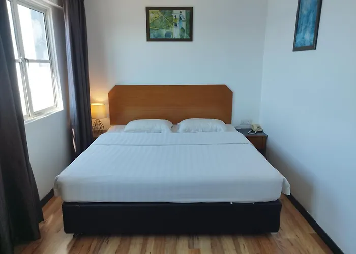 Marine Bay Hotel