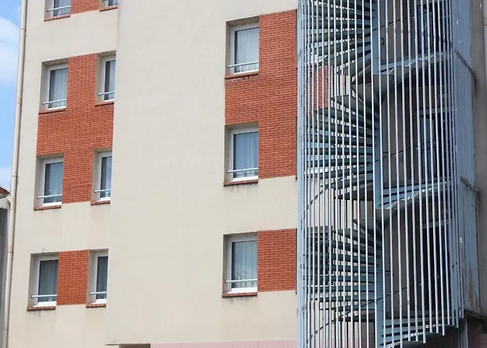 Ibis Agen Centre - Rénové en 2026