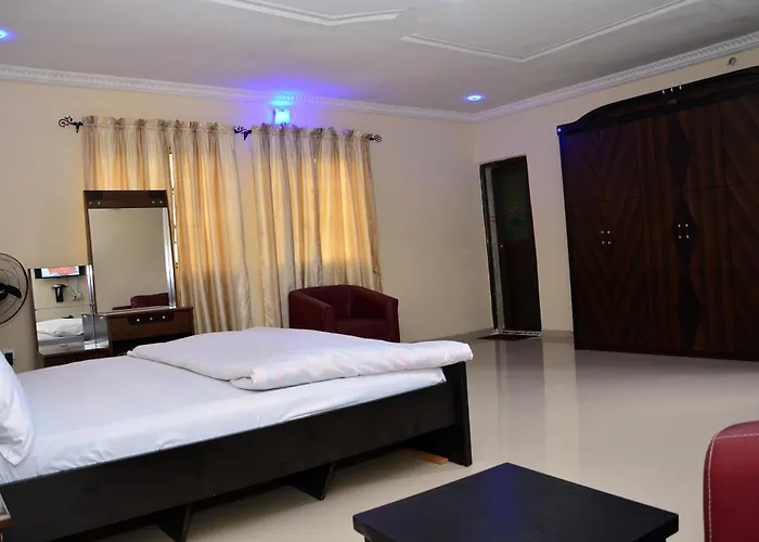 Bbd Hotel And Suites