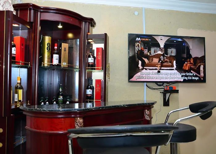 Bbd Hotel And Suites