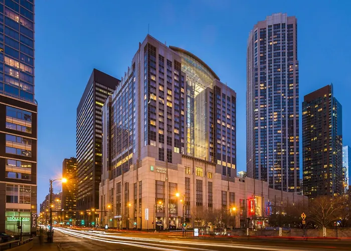 Embassy Suites By Hilton Chicago Downtown Magnificent Mile