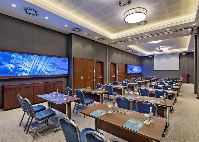 Hilton Garden Inn Izmir Bayrakli