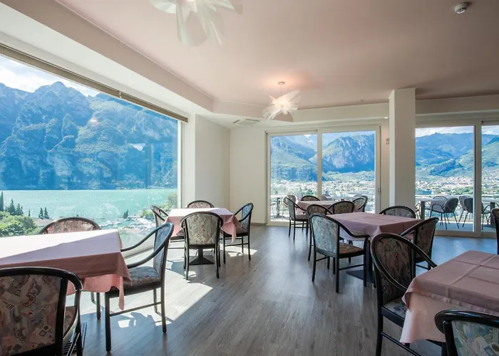 Hotel Benacus Panoramic