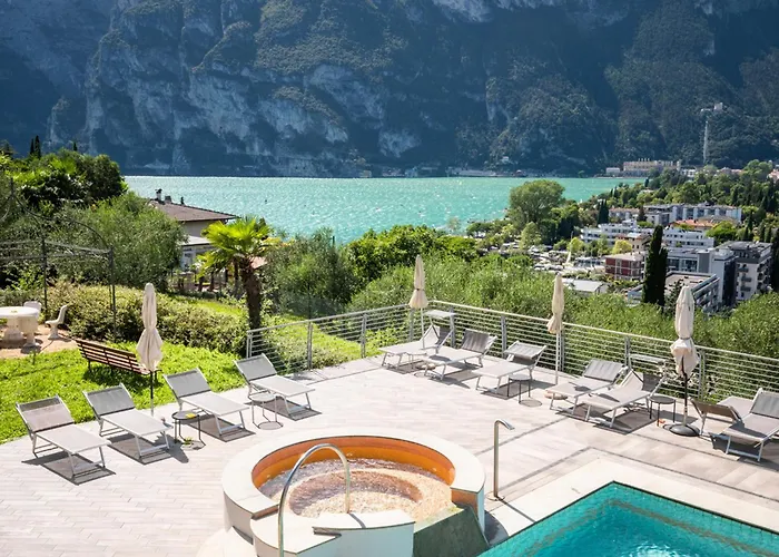 Hotel Benacus Panoramic