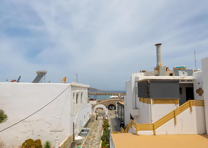 Madaky Hotel