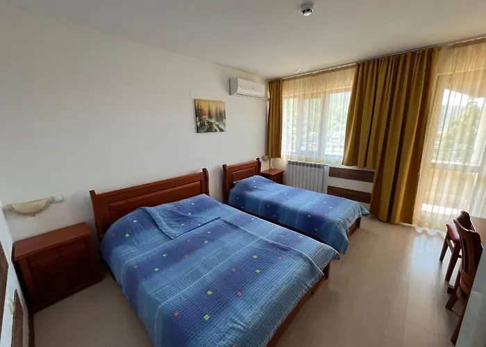 Centaur Family Hotel