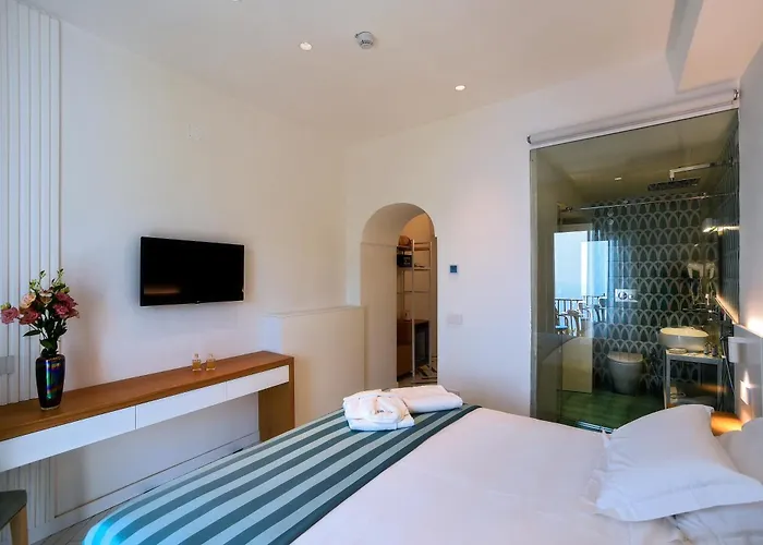 Hotel Graal