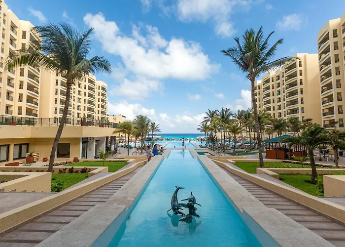 The Royal Sands Resort & Spa Cancún