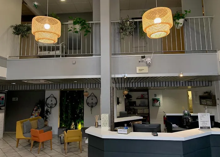 Kyriad Hotel Montpellier Centre Antigone