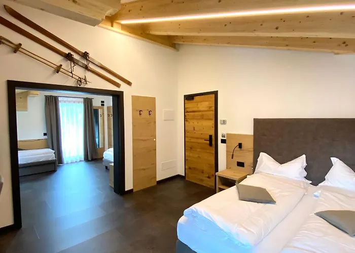 Hotel Chalet Alaska