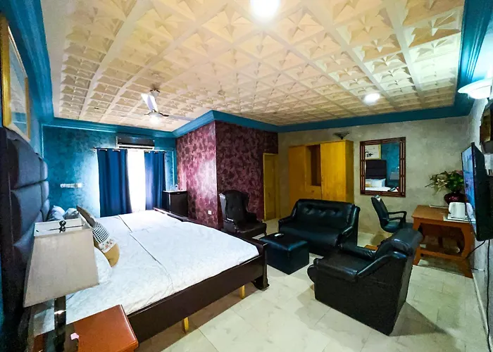 Golden Touch Executive Hotel