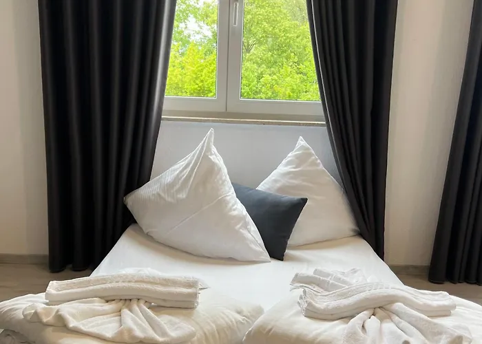 Yebs Hotel