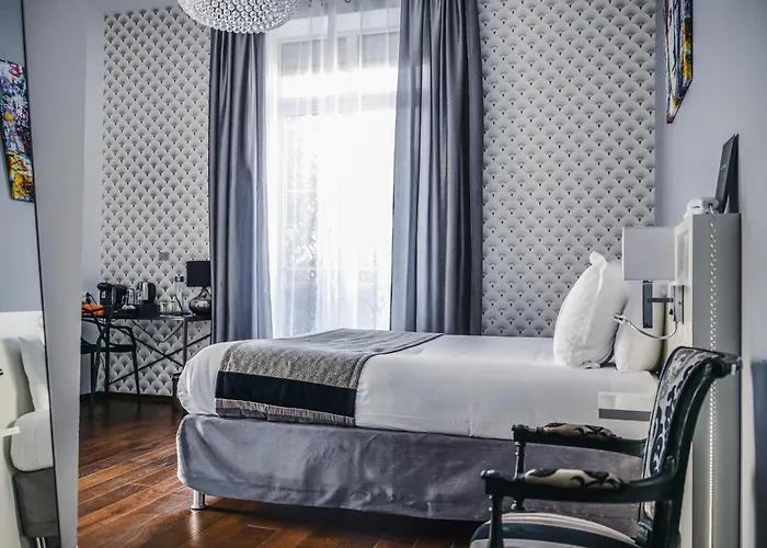 Le Manoir Hotel, BW Signature Collection