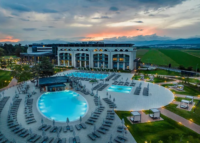 Kings' Valley Medical & Spa Hotel