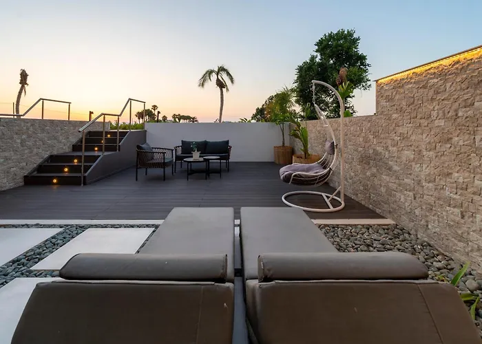 Golden Star Relax Hotel - Adults Only 16 Plus