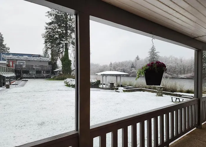 Campbell River Lodge