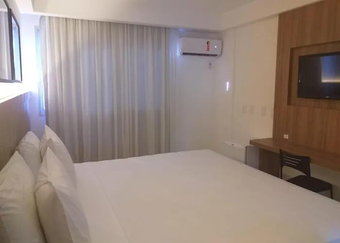Pratti Hotel Linhares