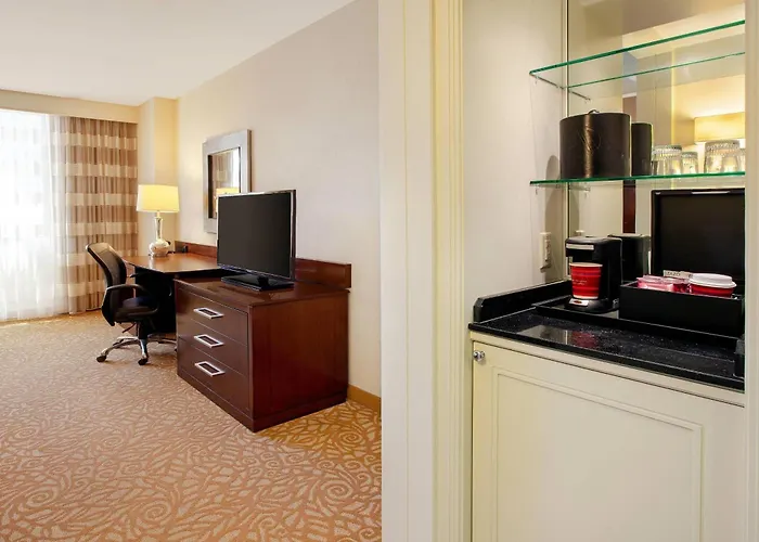 Milwaukee Marriott Downtown Hotel