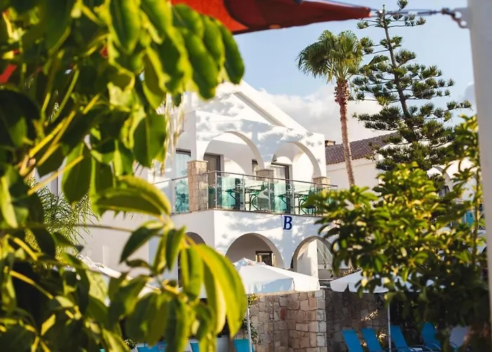 Latchi Escape Hotel And Suites