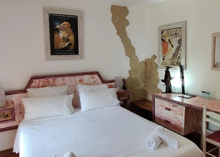Athenopolis Hotel Grimaud