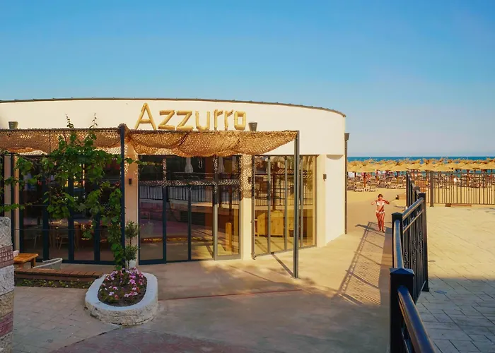 Admiral Hotel