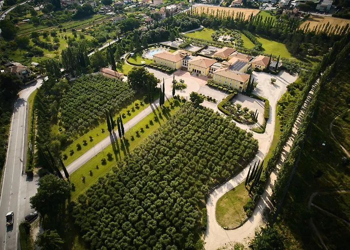 Delfina Palace Hotel