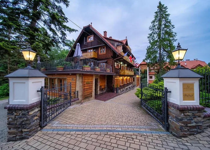 Hotel Modrzewiowka