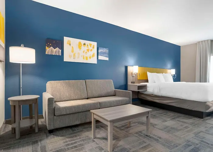 Comfort Inn & Suites Destin Near Henderson Beach Miramar Beach