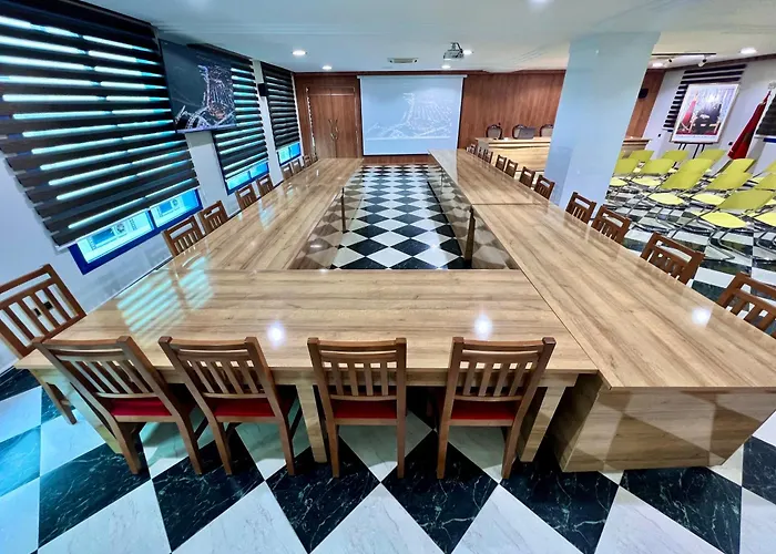 Hotel Annakhil