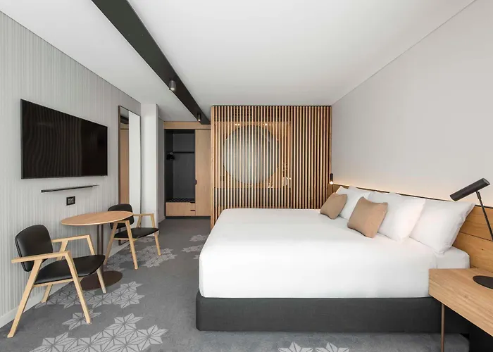 Vibe Hotel Adelaide