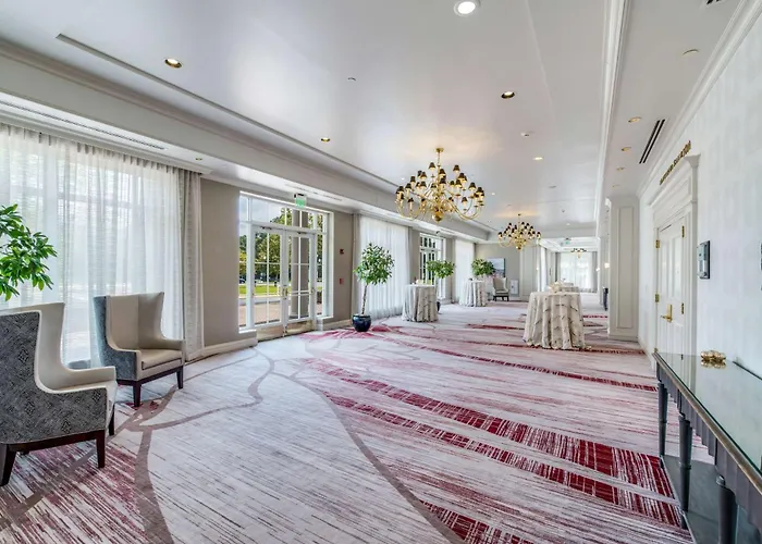 Hilton Garden Inn Suffolk Riverfront