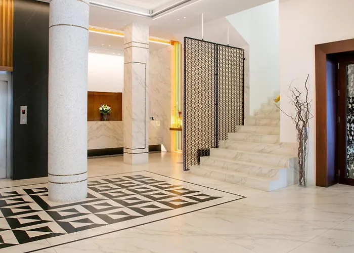 Cleopatra Hotel
