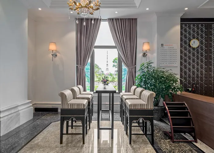 Rex Quang Binh Hotel
