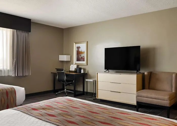 Best Western Plus Landmark Hotel