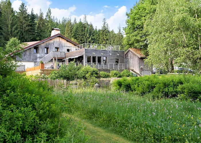 Auberge De La Poulciere