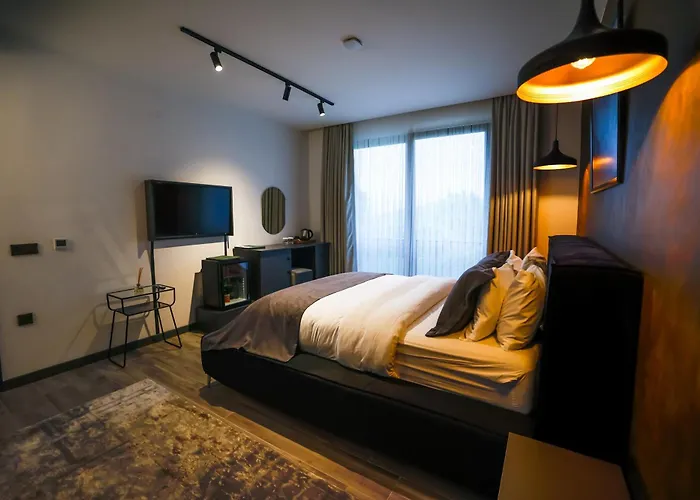 Cathan Art Hotel