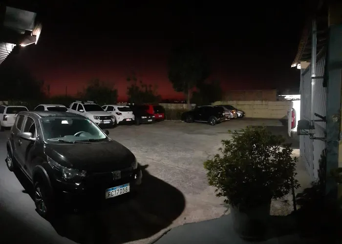 Falcon Hotel