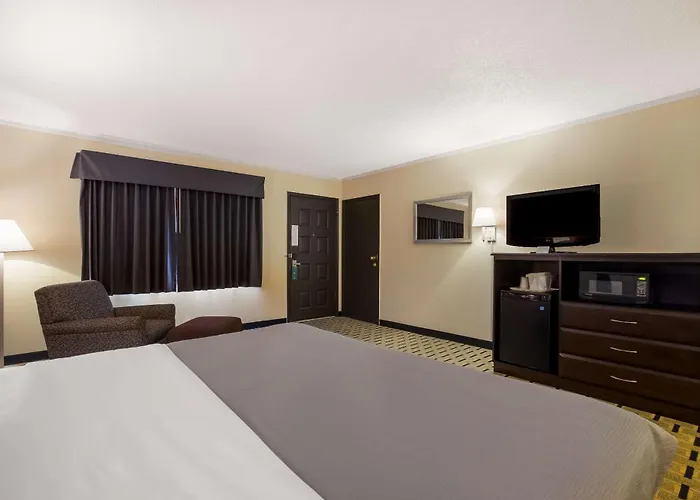 Quality Inn & Suites Millville