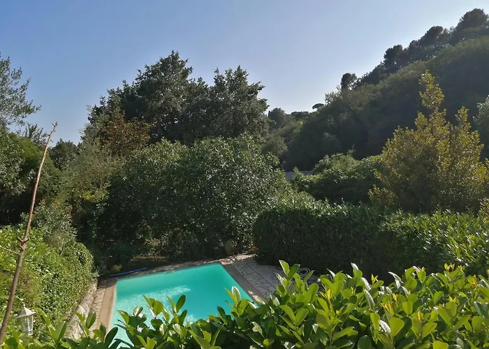 Hotel La Mhirabelle à Saint-Paul-de-Vence